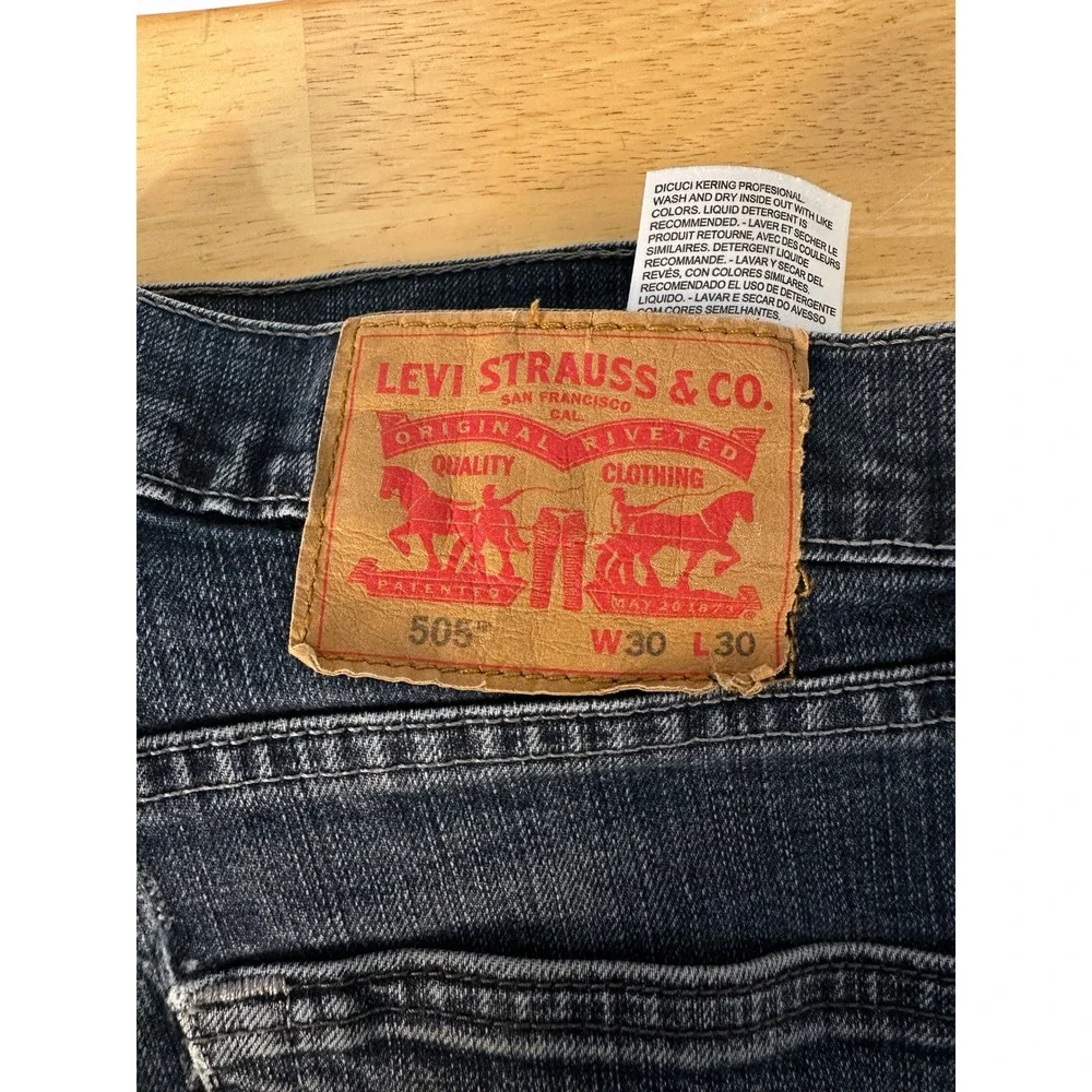 Levis 505 Regular Fit Straight Leg Denim‎ Blue Jeans Americana Streetwear 30x30
